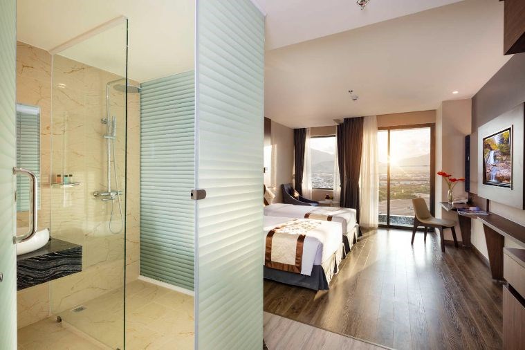 Premier Ocean View with Balcony